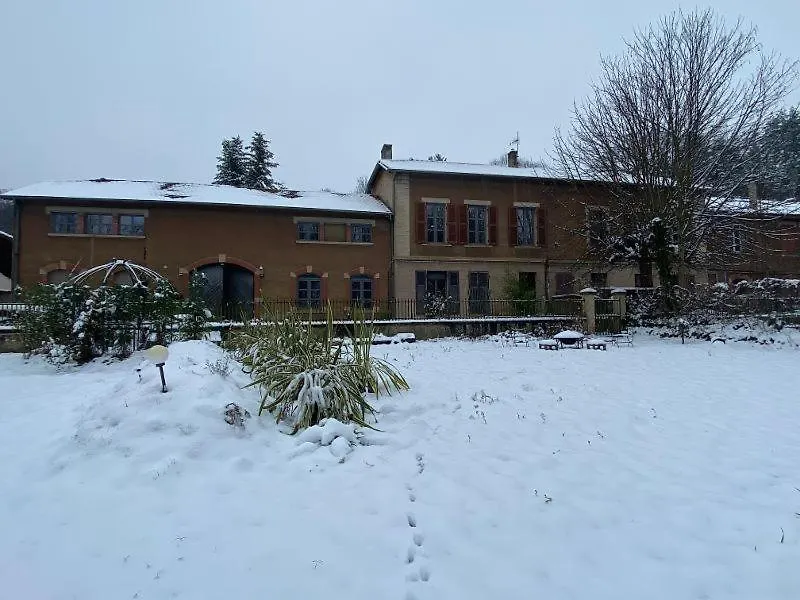 Hotel Matin de Saône à Fontaines-Saint-Martin 0*,  France